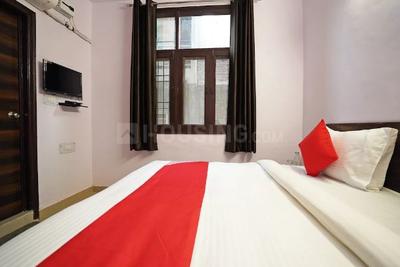 Bedroom Image of PG Gladden Stay in Sector 44