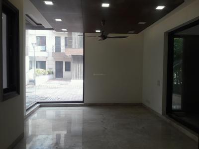 5 BHK Independent House