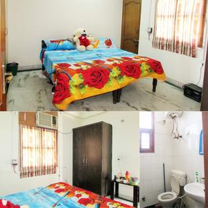 Bedroom Image of Noida Home Stay in Sector 61