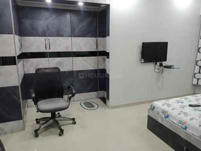Gallery Cover Image of 850 Sq.ft 2 BHK Apartment for buy in Kandivali West for 14000000