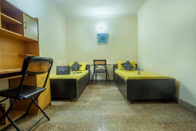 Bedroom Image of Oyo Life Del2250 in Garhi