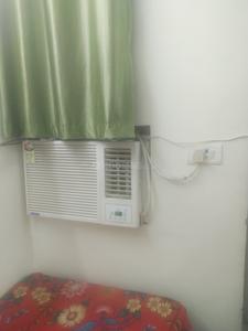 Gallery Cover Image of 540 Sq.ft 2 BHK Independent Floor for buy in Sector 76 for 750000