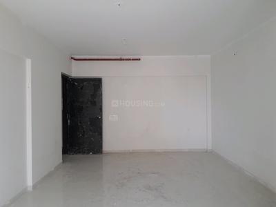 Gallery Cover Image of 960 Sq.ft 2 BHK Apartment for buy in Malad West for 15000000