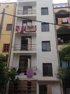 Gallery Cover Image of 550 Sq.ft 1 BHK Apartment for rent in Sector 8 Dwarka for 10500