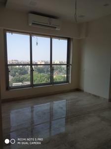 Gallery Cover Image of 1700 Sq.ft 3 BHK Apartment for rent in Juhu for 140000