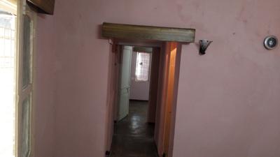 Gallery Cover Image of 950 Sq.ft 2 BHK Apartment for rent in Sector 21 for 13000