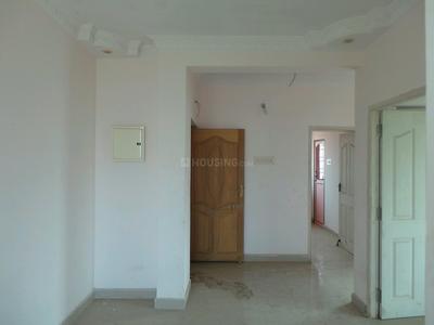 Gallery Cover Image of 630 Sq.ft 2 BHK Apartment for buy in Korattur for 3000000