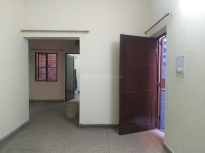 Gallery Cover Image of 1100 Sq.ft 2 BHK Apartment for rent in Paschim Vihar for 18000