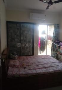 Gallery Cover Image of 1050 Sq.ft 2 BHK Apartment for buy in Kasarvadavali, Thane West for 11000000