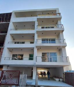 4 BHK इंडिपेंडेंट बिल्डर फ्लोर