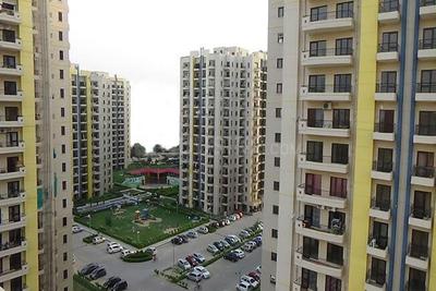 Gallery Cover Image of 1430 Sq.ft 3 BHK Apartment for buy in RPS Savana, Sector 88 for 6000000