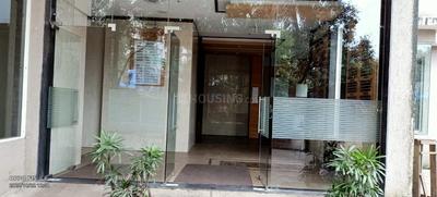 Gallery Cover Image of 650 Sq.ft 1 BHK Apartment for buy in Kaustubh Platinum, Borivali East for 12000000