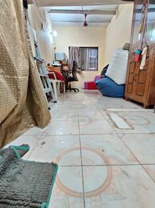 Gallery Cover Image of 450 Sq.ft 2 BHK Independent House for buy in Bandra West for 6200000