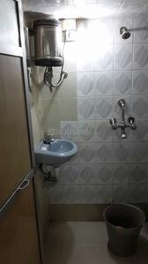 Bathroom Image of PG 4035016 Mulund East in Mulund East