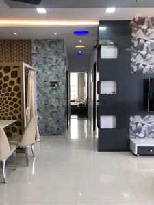 Gallery Cover Image of 1305 Sq.ft 3 BHK Apartment for buy in Borivali East for 31000000