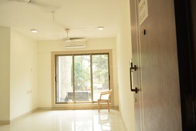 Gallery Cover Image of 1426 Sq.ft 3 BHK Apartment for buy in Thane West for 13000000