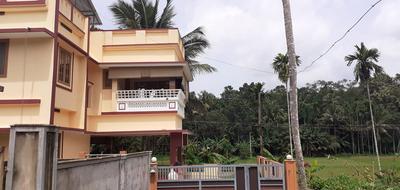 Gallery Cover Image of 2500 Sq.ft 5 BHK Independent House for buy in Mulanthuruthy for 10000000