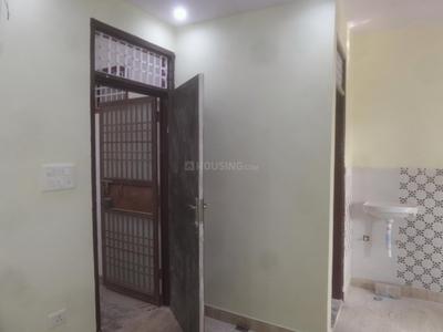 Gallery Cover Image of 400 Sq.ft 1 BHK Apartment for buy in Dwarka Mor for 1600000