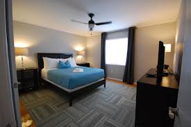 Gallery Cover Image of 4290 Sq.ft 4 BHK Villa for buy in Borivali East for 100000000