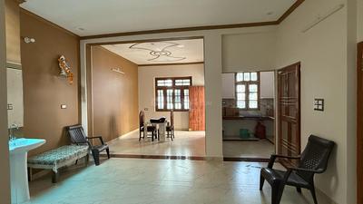 BHK Flat for rent in Semra, Faizabad Road 1800 Sqft Property