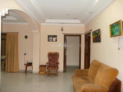 5+ BHK Independent House