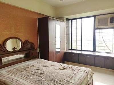 Gallery Cover Image of 620 Sq.ft 1 BHK Apartment for buy in Ahuja Sea Crown, Kandivali West for 8700000