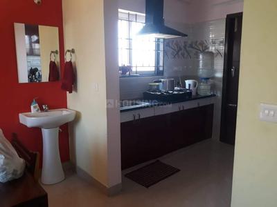 Gallery Cover Image of 600 Sq.ft 1 BHK Apartment for rent in Domlur Layout for 22000