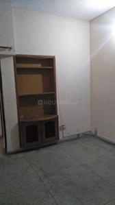 Gallery Cover Image of 1050 Sq.ft 2 BHK Apartment for rent in Sector 52 for 17000
