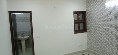Gallery Cover Image of 900 Sq.ft 3 BHK Independent Floor for buy in Govindpuri for 4800000