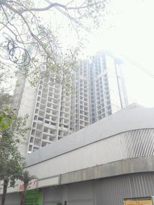 Gallery Cover Image of 1415 Sq.ft 3 BHK Apartment for buy in Malad West for 27500000