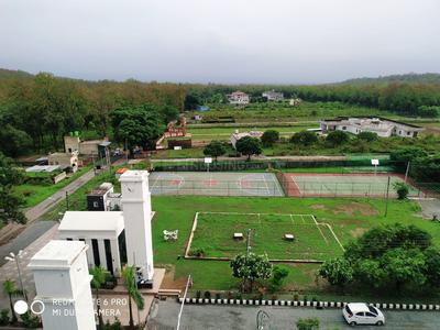 Gallery Cover Image of 1593 Sq.ft 2 BHK Apartment for buy in Manduwala for 6500000