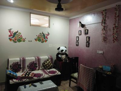 Gallery Cover Image of 495 Sq.ft 1 BHK Independent Floor for buy in Dwarka Mor for 2000000