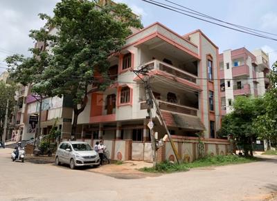 Gallery Cover Image of 1500 Sq.ft 1 RK Independent Floor for rent in Moosapet for 35000