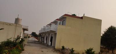 Gallery Cover Image of 725 Sq.ft 1 BHK Independent House for buy in Noida Extension for 2270000