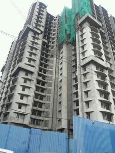 Gallery Cover Image of 890 Sq.ft 2 BHK Apartment for buy in Malad West for 14500000