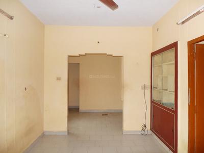 Gallery Cover Image of 700 Sq.ft 2 BHK Apartment for buy in Guduvancheri for 1800000