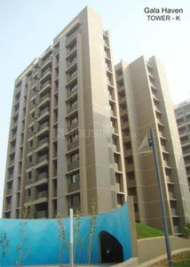 Gallery Cover Image of 1850 Sq.ft 3 BHK Apartment for buy in Khodiyar for 8000000
