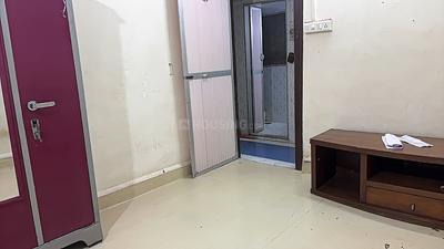 RK Flat for rent in Malad West, Western Suburbs 320 Sqft