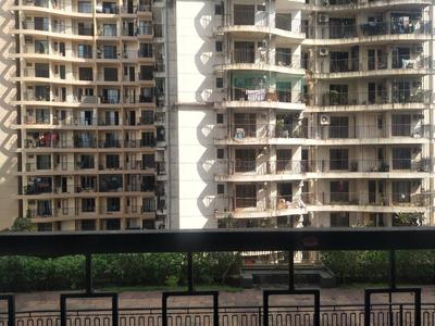 Gallery Cover Image of 880 Sq.ft 2 BHK Apartment for rent in Thane West for 20000