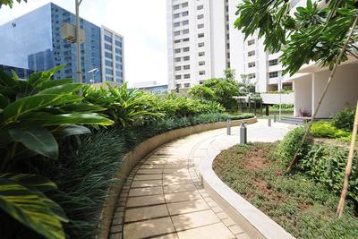 Gallery Cover Image of 995 Sq.ft 2 BHK Apartment for buy in Powai for 18500000