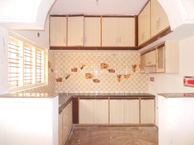 5 BHK Independent House