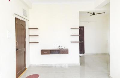 Gallery Cover Image of 2700 Sq.ft 3 BHK Apartment for rent in Aminpur for 18950