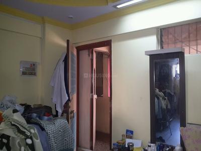 Gallery Cover Image of 450 Sq.ft 1 BHK Apartment for buy in Thane West for 6800000