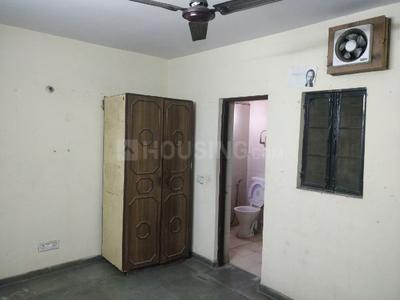 Gallery Cover Image of 500 Sq.ft 1 RK Apartment for rent in Chhattarpur for 6500