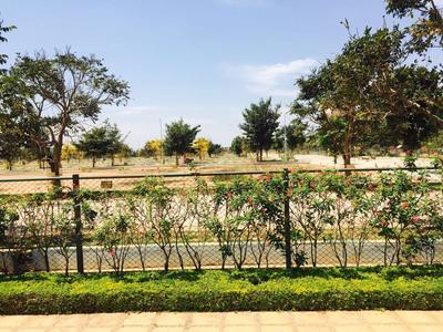 Gallery Cover Image of Sq.ft Residential Plot for buy in Dodda Thattamangala for 6742500