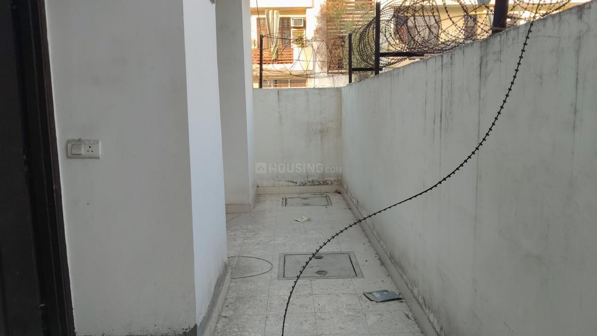 Aditya White Cottage - Image 18