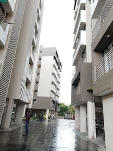 Gallery Cover Image of 1720 Sq.ft 3 BHK Apartment for buy in Shaligram Garden Residency I, Bopal for 7200000