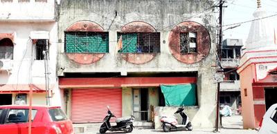Gallery Cover Image of 2000 Sq.ft 2 BHK Independent House for buy in Gandhibagh for 23000000
