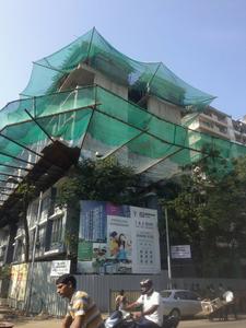 Gallery Cover Image of 950 Sq.ft 2 BHK Apartment for buy in Andheri West for 18000000