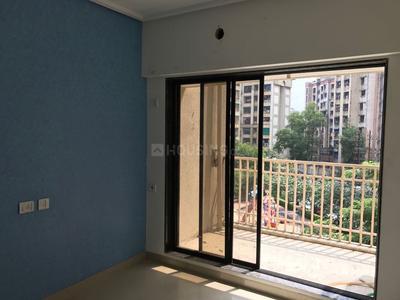 Gallery Cover Image of 1200 Sq.ft 3 BHK Apartment for buy in Kalyan West for 7500000